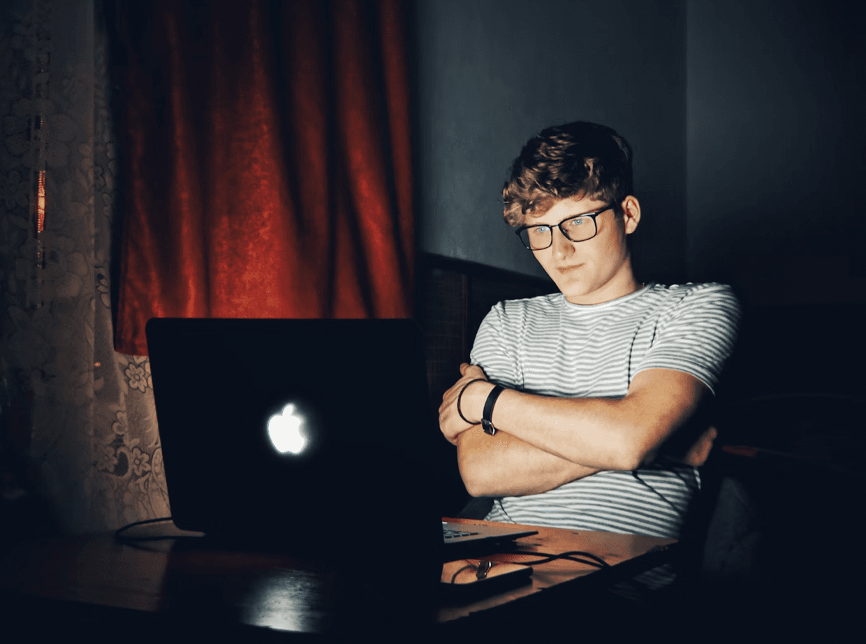 Competitive Intelligence FAQs for Smarter Business Decisions