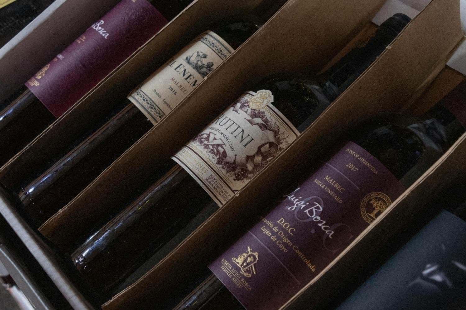 Affordable Limo Wine Tasting Tours Near You