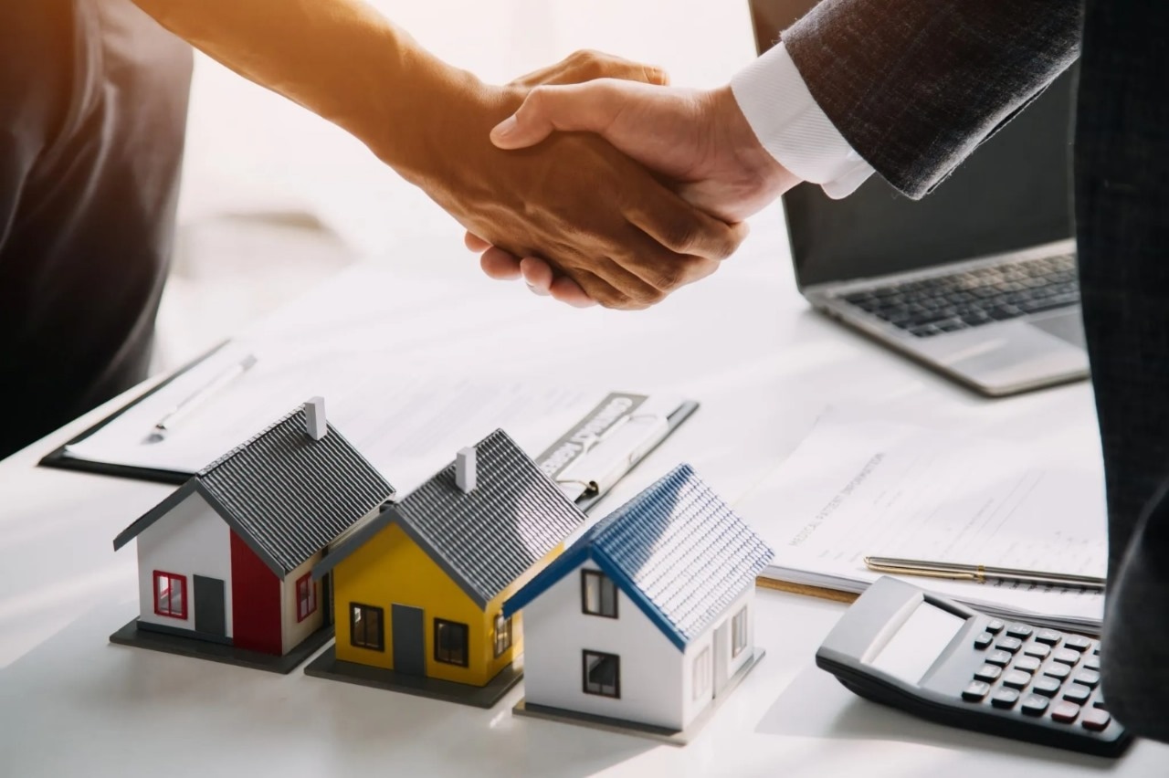 Professional Help for Florida Hurricane Damage Insurance Claims