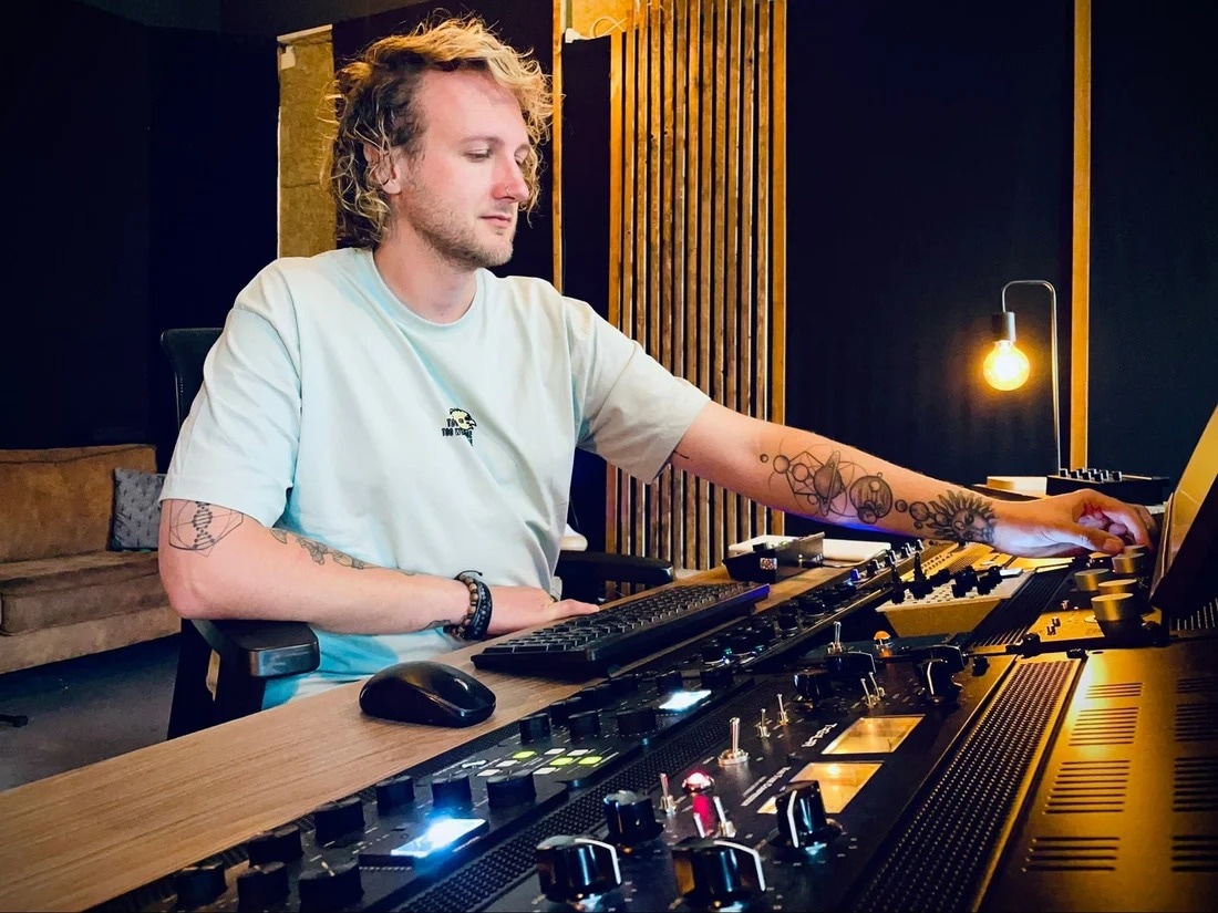 Online mastering services Trusted by Chart-Topping Releases