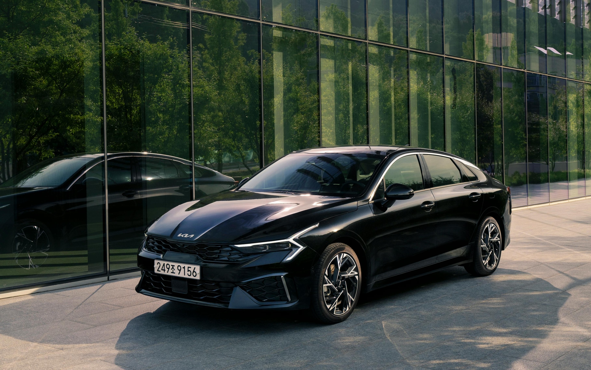 Top 10 F82 Accessories Every Car Enthusiast Needs