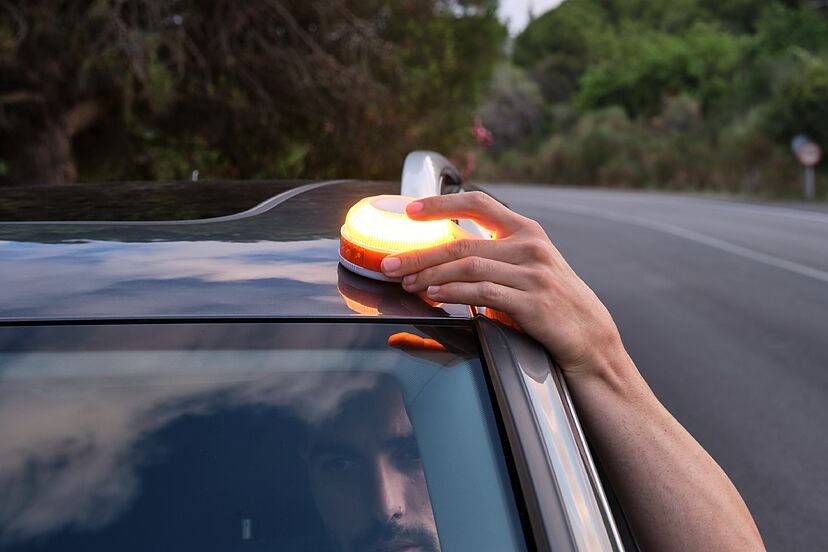 Die Warnleuchte V16: Sicherheit für jeden Autofahrer in Spanien