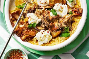 real-simple-april-meatless-dinners-mushroom-and-burrata-orzotto-recipe-0423FOO-deef3e5347ee45359819757c42195596